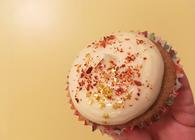 Fresh Peach Cupcakes